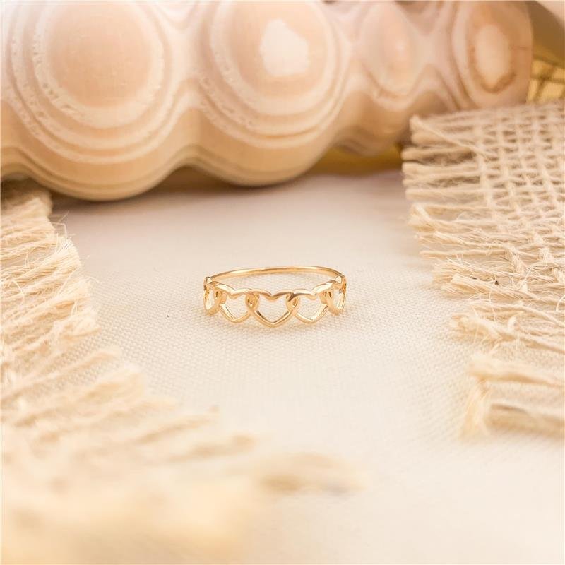 ANEL VAZADO CORAÇÕES