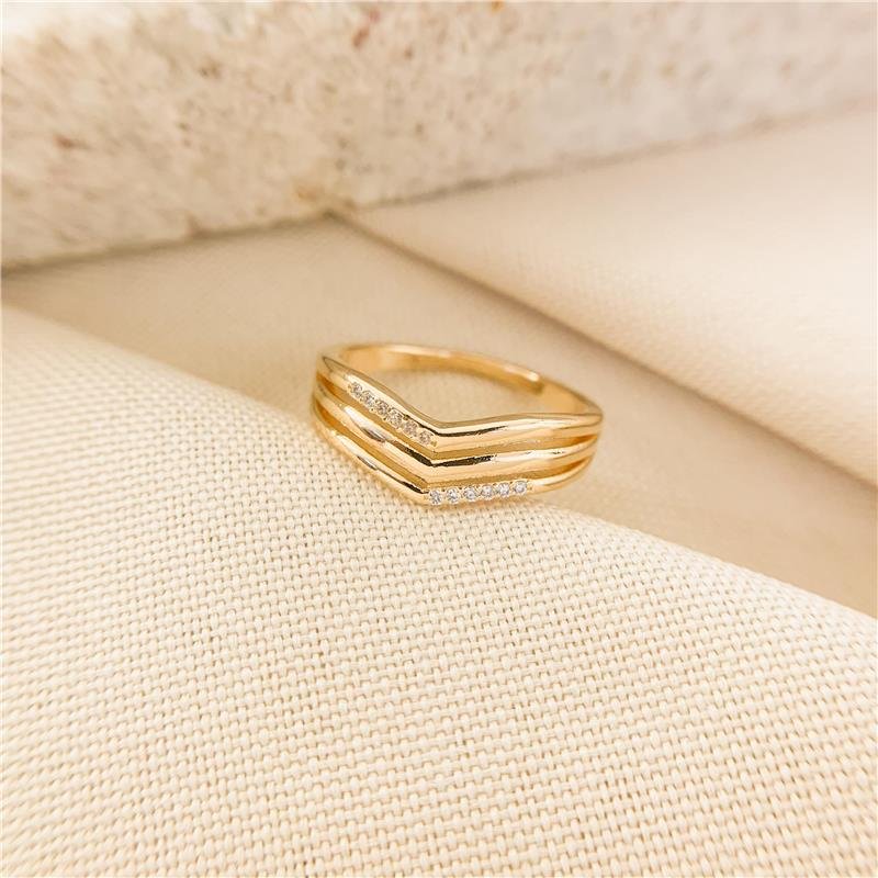 ANEL TRÊS AROS FORMATO EM V - CRISTAL