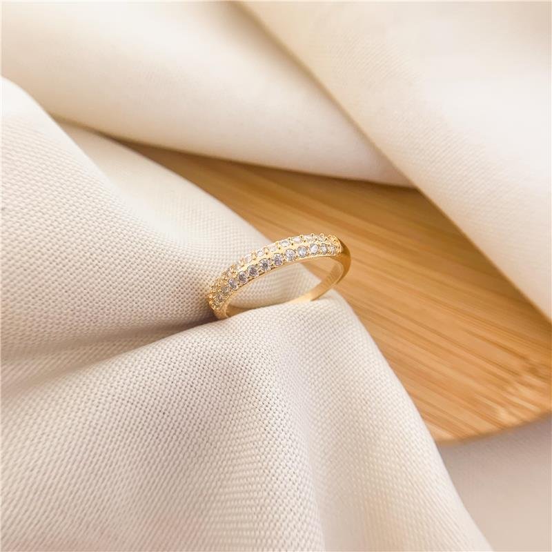 ANEL ALIANÇA CRAVEJADO - CRISTAL