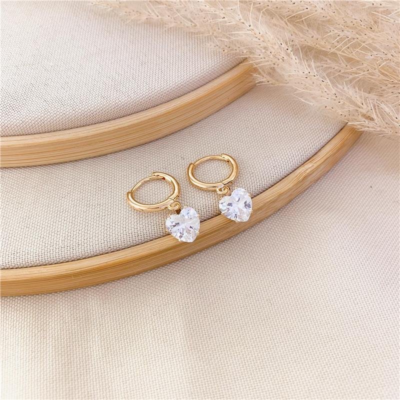 ARGOLA COM PINGENTE CORAÇÃO/8MM - CRISTAL