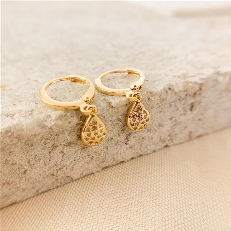 ARGOLA COM PINGENTE GOTA
