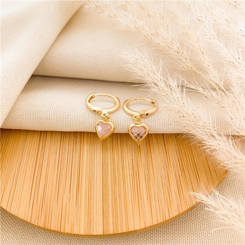 ARGOLA COM PINGENTE CORAÇÃO