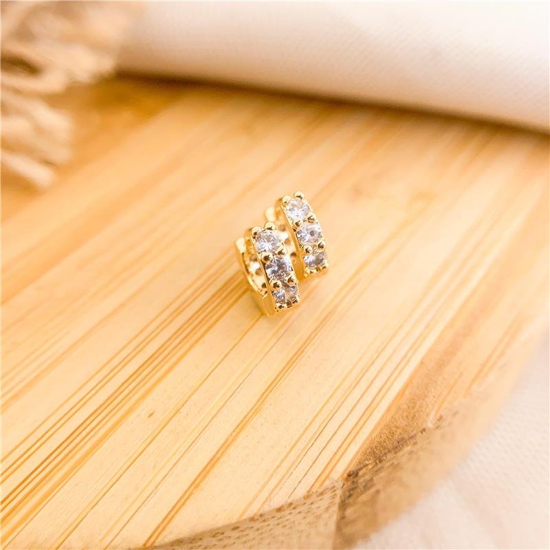 ARGOLA ENCAIXE REDONDA CRAVEJADA - CRISTAL