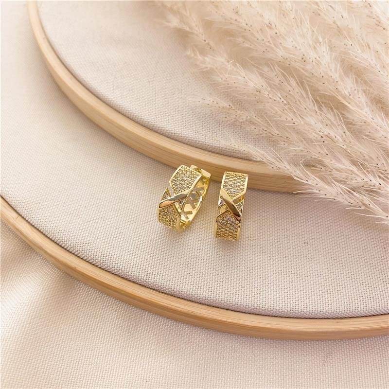 ARGOLA ENCAIXE DETALHE EM X CRAVEJADA-BANHO OURO ITALIANO - CRISTAL