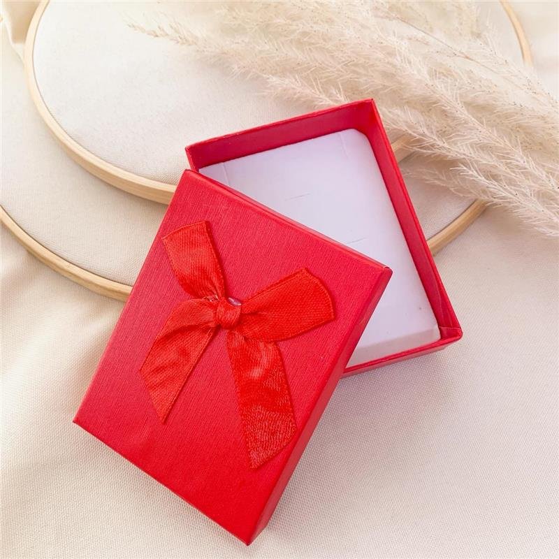 CAIXA PARA SEMIJOIAS COM LAÇO LISA - VERMELHO