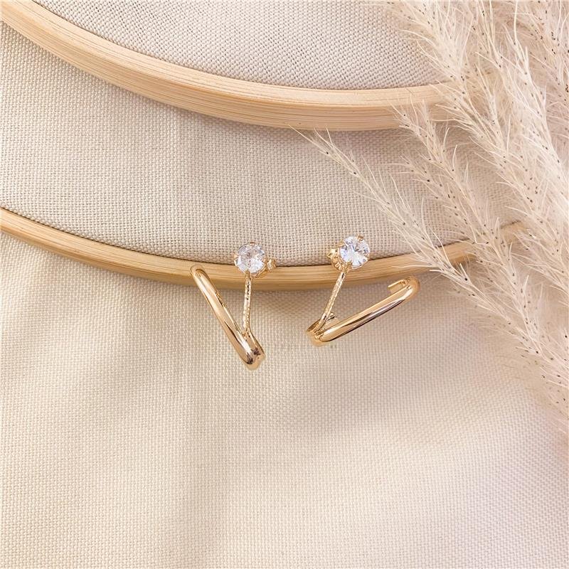 BRINCO EAR HOOK PONTO DE LUZ