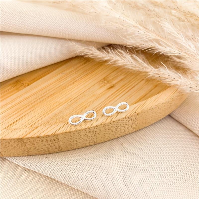 BRINCO FIXO INFINITO BANHADO A PRATA