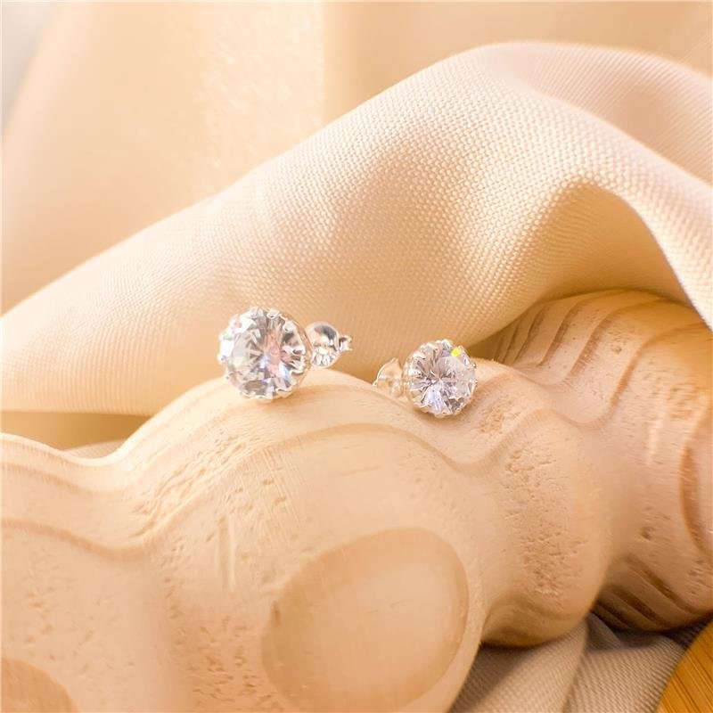 BRINCO FIXO REDONDO BANHADO A PRATA