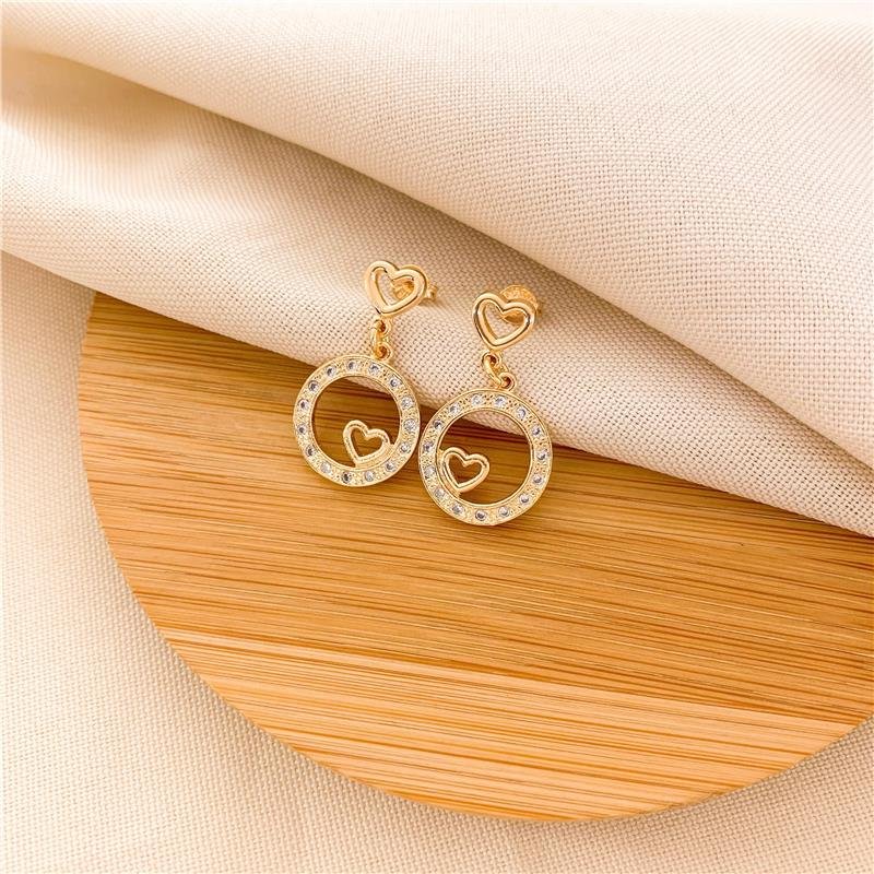 BRINCO PÊNDULO BASE CORAÇÃO