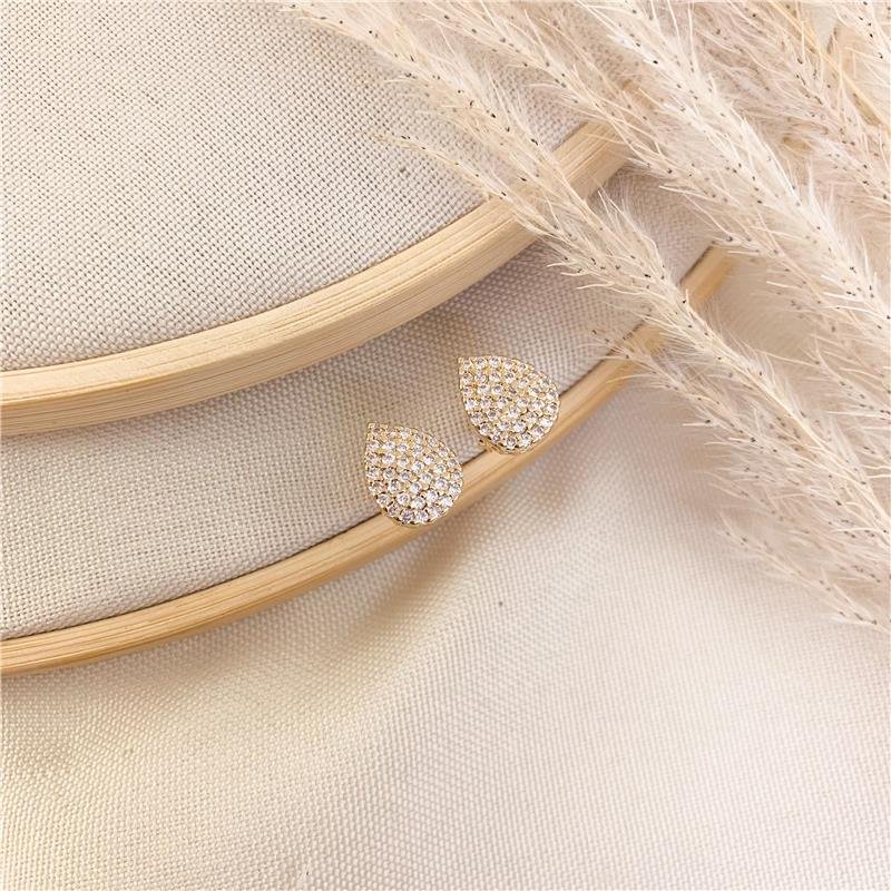 BRINCO FIXO GOTA - CRISTAL