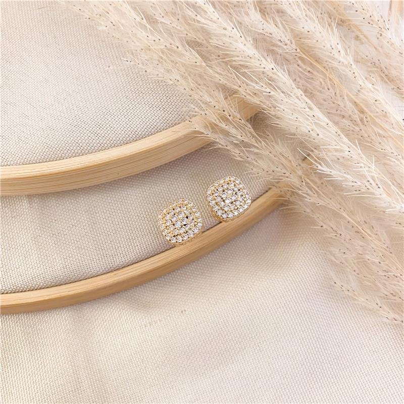 BRINCO FIXO QUADRADO - CRISTAL