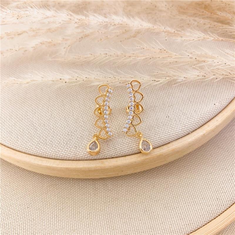 BRINCO EAR CUF CORAÇÃO - CRISTAL
