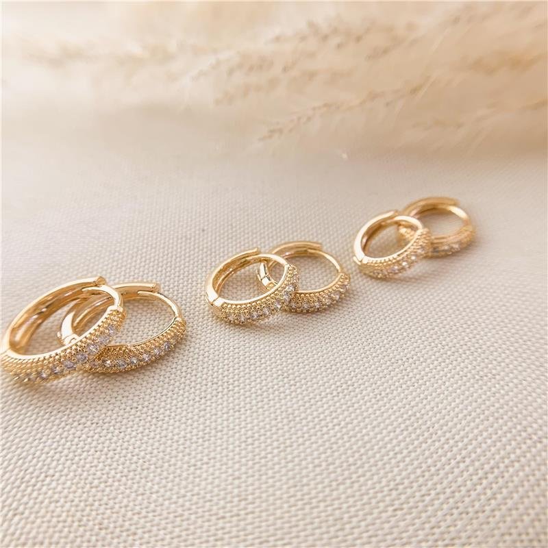 KIT DE ARGOLA REDONDA CRAVEJADO - CRISTAL