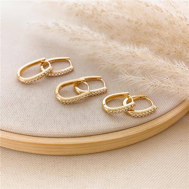 KIT DE ARGOLA OVAL CRAVEJADA - CRISTAL