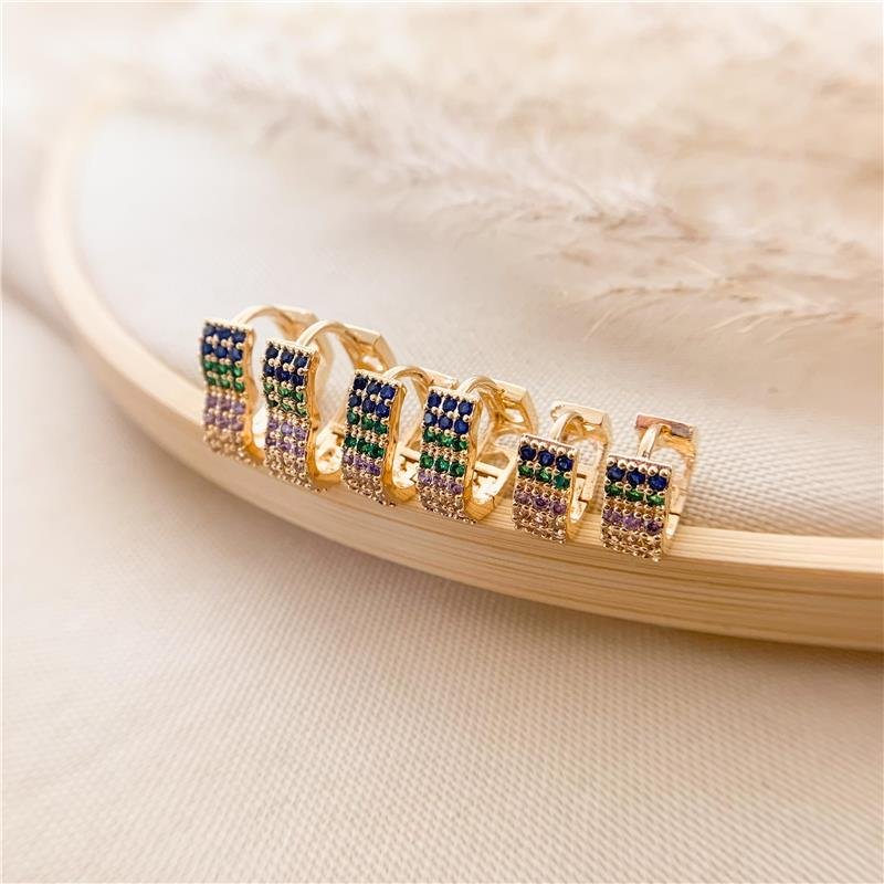 KIT DE ARGOLA CORAÇÃO CRAVEJADO - COLORIDA