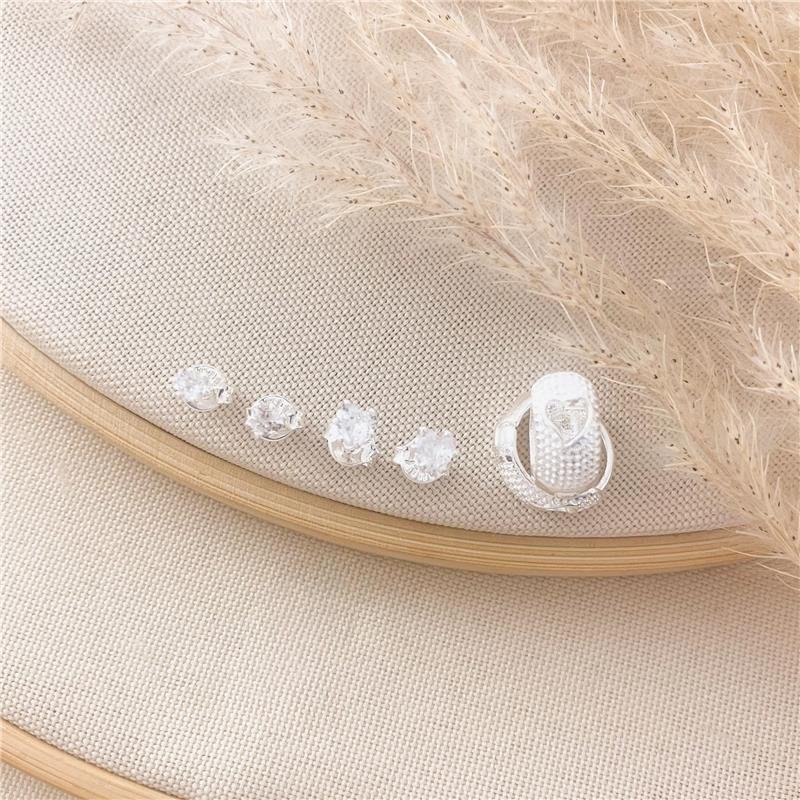 KIT DE ARGOLA E BRINCO CORAÇÃO - CRISTAL