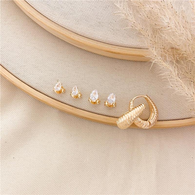 KIT DE ARGOLA E BRINCO GOTA - CRISTAL