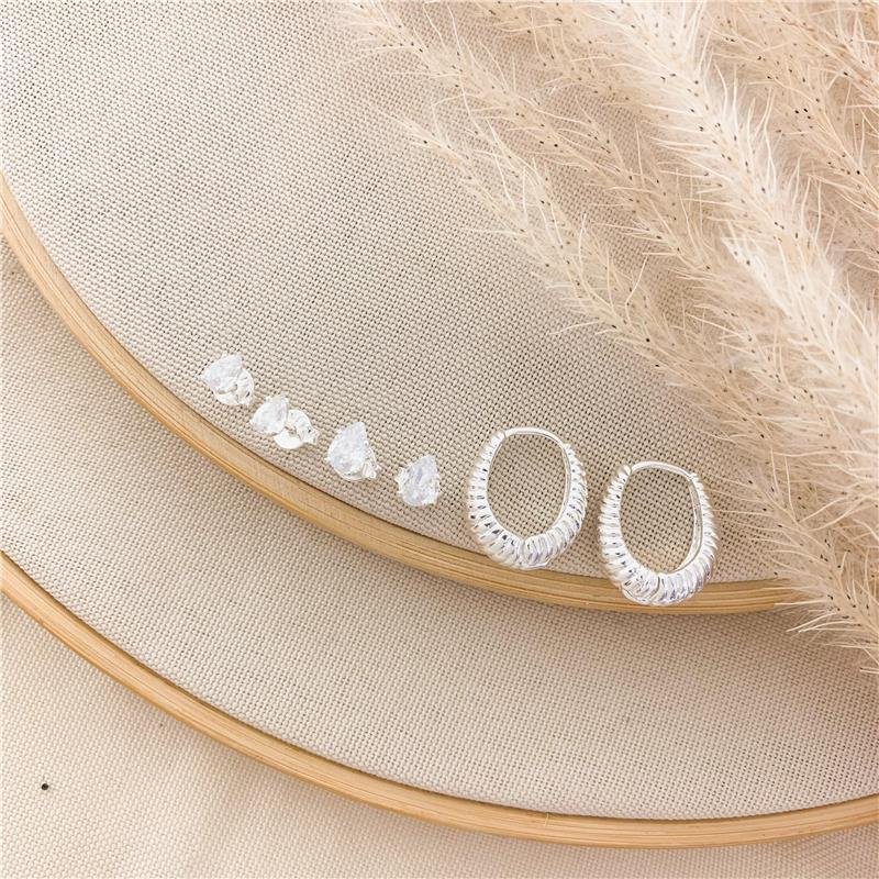 KIT DE ARGOLA E BRINCO GOTA - CRISTAL