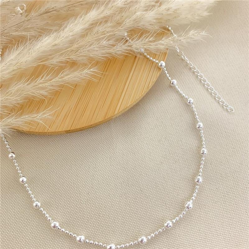 CHOKER BOLINHA LISA BANHADO A PRATA