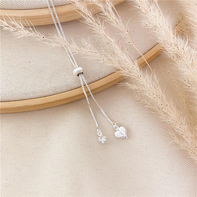 COLAR REGULÁVEL PINGENTES DE CORAÇÃO