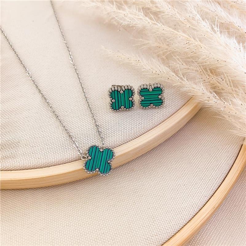 CONJUNTO ELOS TREVO - VERDE CLARO