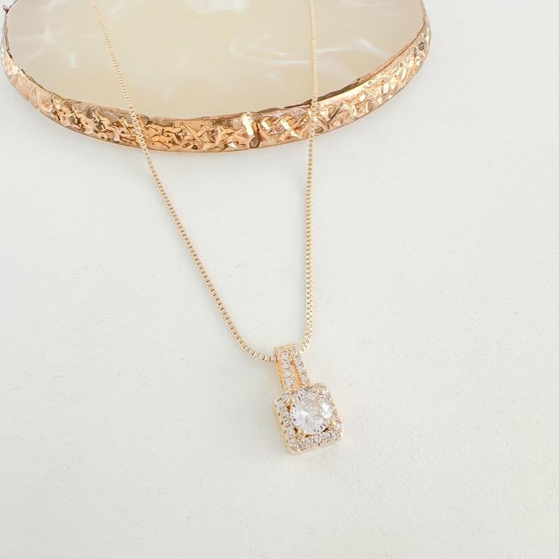 GARGANTILHA VENEZIANA QUADRADO CRAVEJADO - CRISTAL