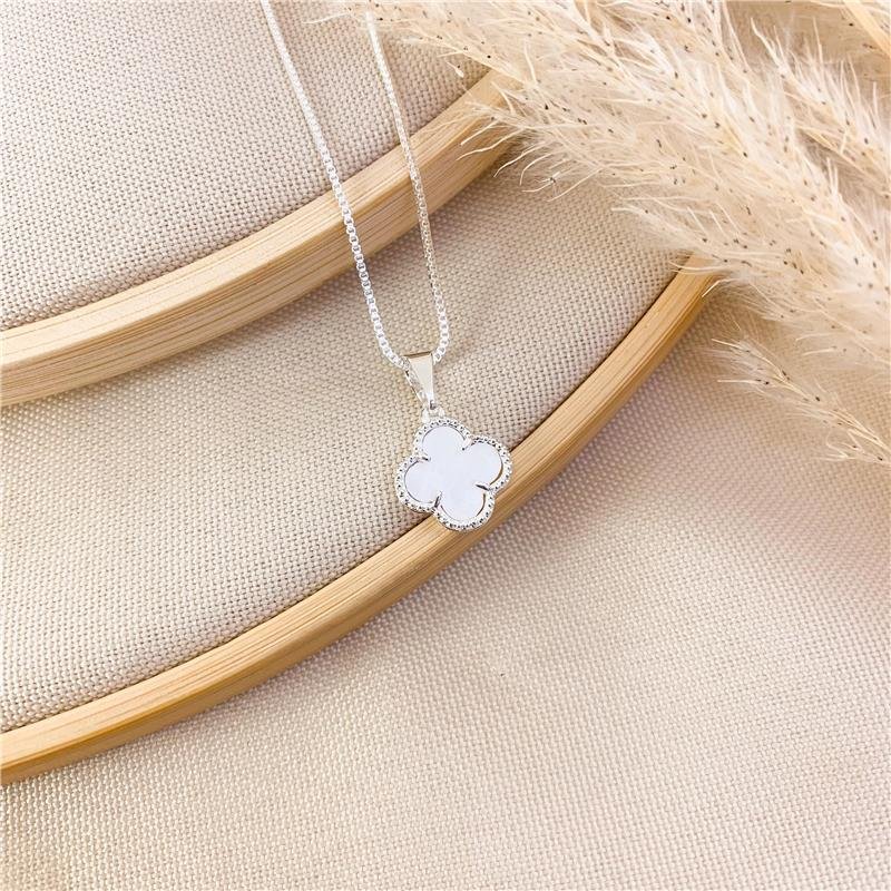 GARGANTILHA VENEZIANA TREVO - VELA