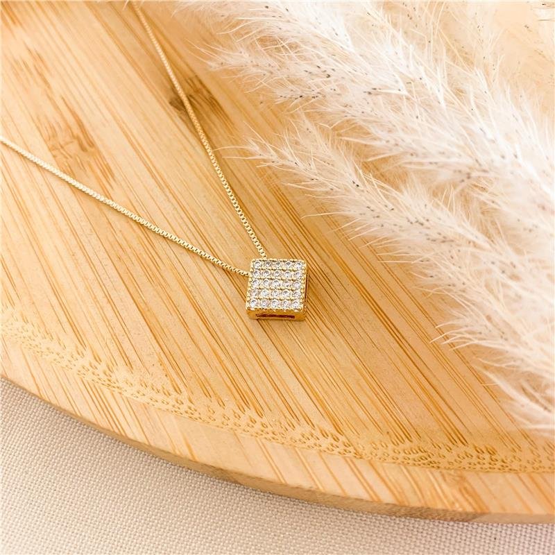 GARGANTILHA VENEZIANA LOSANGO CRAVEJADO