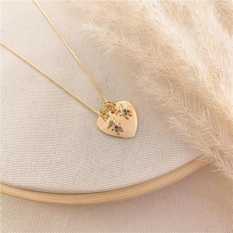 GARGANTILHA CORAÇÃO DOIS MENINOS - COLORIDA