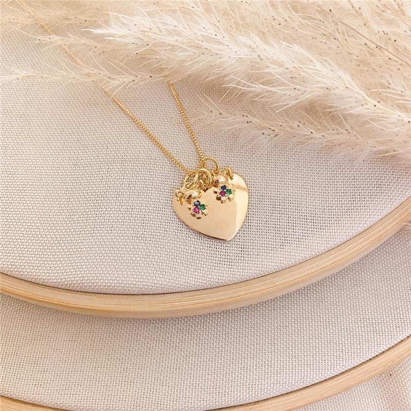 GARGANTILHA CORAÇÃO DUAS MENINAS - COLORIDA