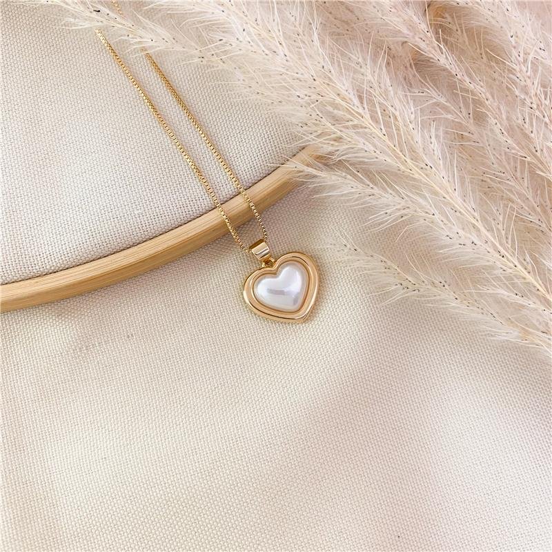 GARGANTILHA VENEZIANA CORAÇÃO PÉROLA