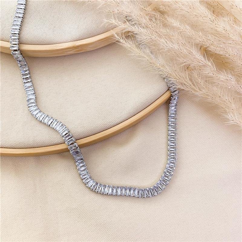 GARGANTILHA RIVIERA RETANGULAR/45CM - CRISTAL