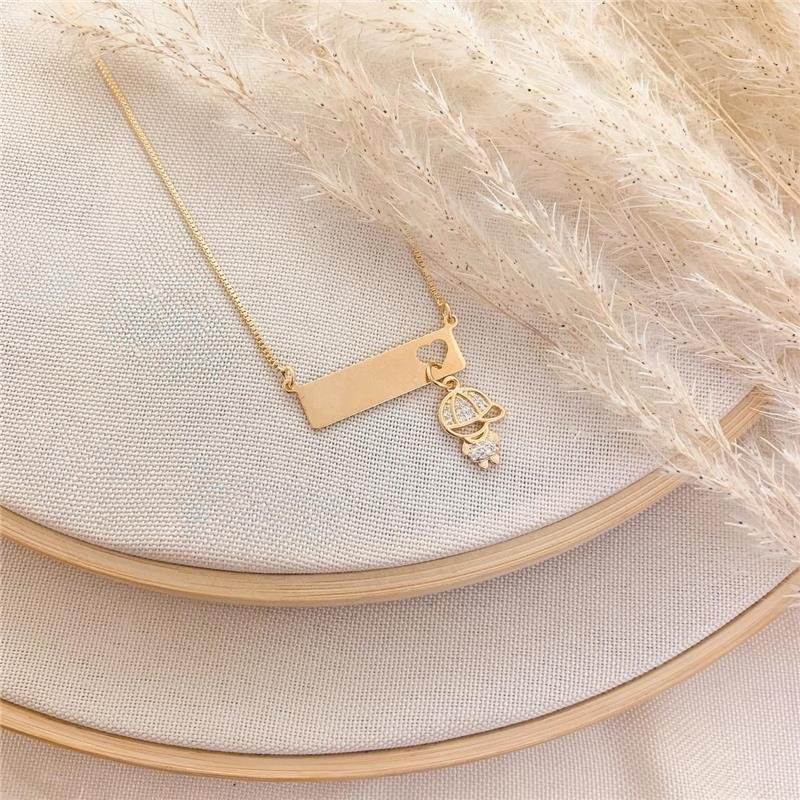 GARGANTILHA CANGA COM PINGENTE UM MENINO - CRISTAL