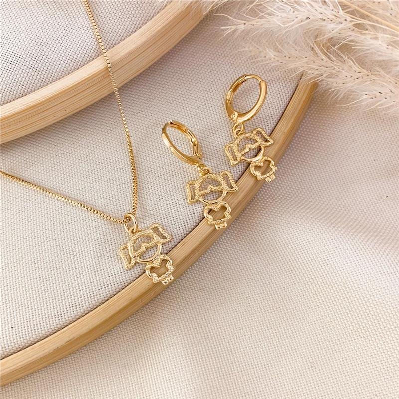 CONJUNTO ADULTO MENINA