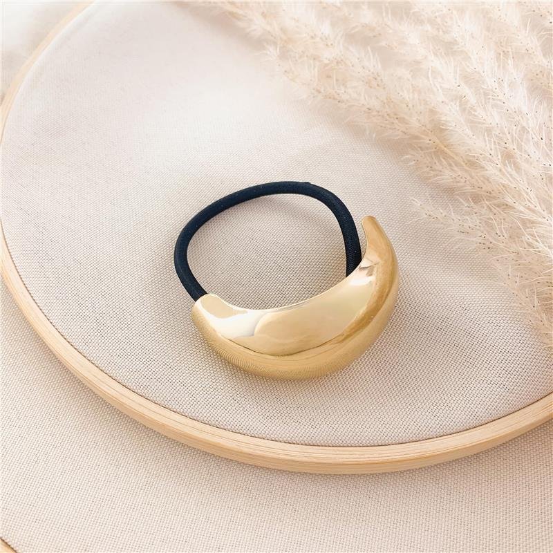 ELÁSTICO DE CABELO COM APLIQUE DOURADO