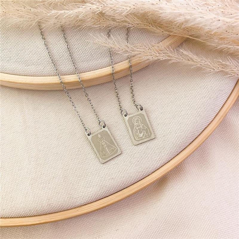 ESCAPULÁRIO LONGO MEDALHA NOSSA SENHORA E SAGRADO CORAÇÃO/60CM