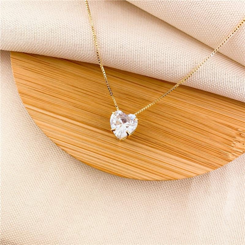 GARGANTILHA CORAÇÃO PONTO DE LUZ