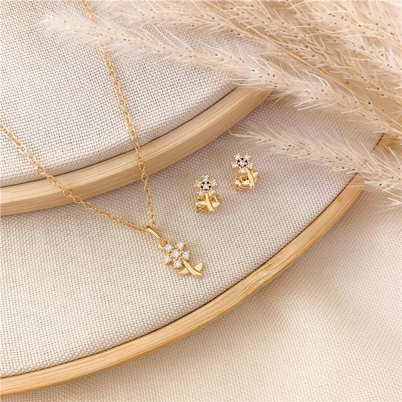 CONJUNTO INFANTIL FLOR - CRISTAL