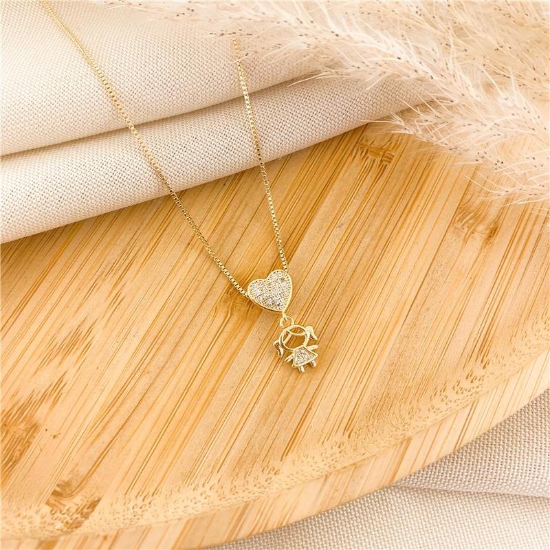 GARGANTILHA MENINA CRAVEJADA