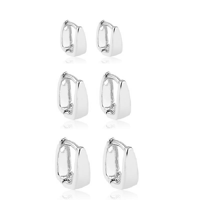 KIT DE ARGOLA TRIANGULAR BANHADO A PRATA