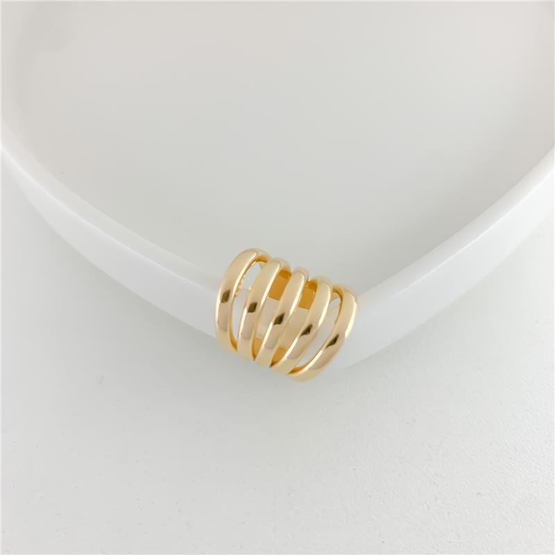 PIERCING FAKE DE ORELHA CINCO AROS