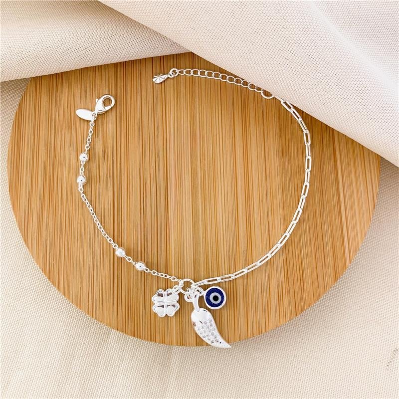 PULSEIRA COM PINGENTES TREVO/OLHO GREGO E PIMENTA - AZUL