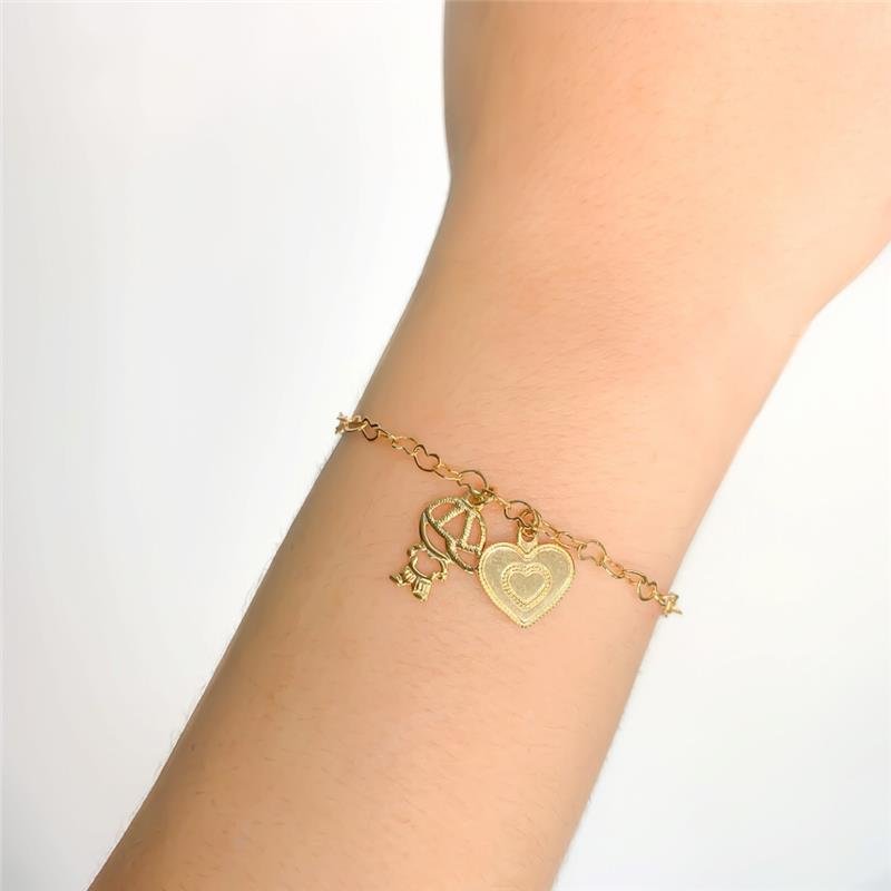 PULSEIRA ELOS CORAÇÃO UM MENINO