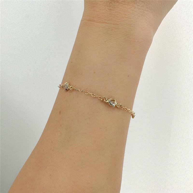 PULSEIRA DELICADA CORAÇÕES/4MM