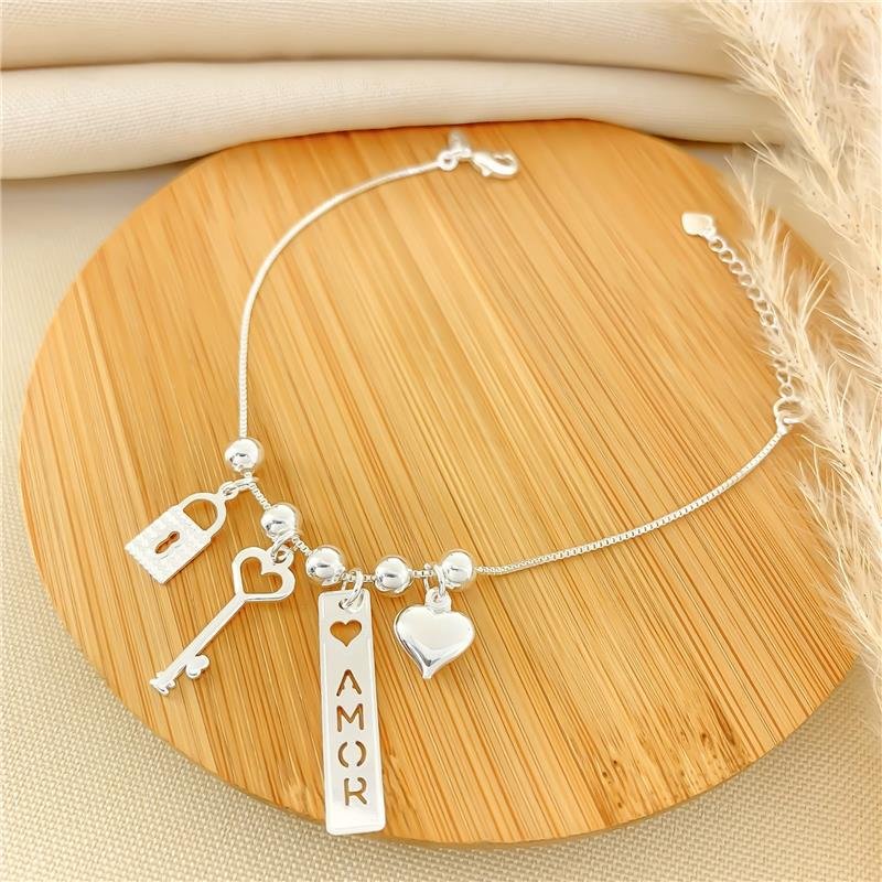 PULSEIRA VENEZIANA COM PINGENTES AMOR
